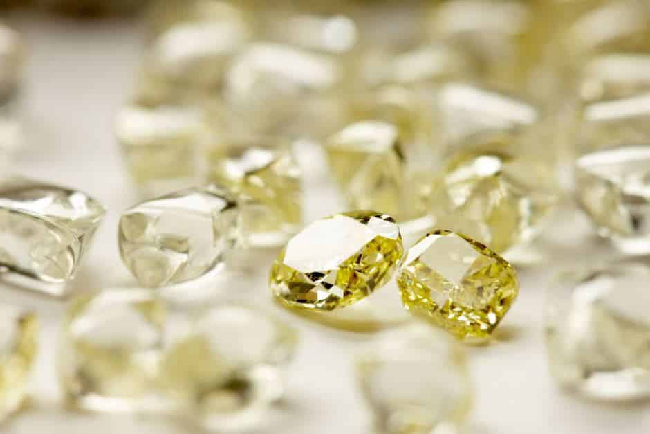 Loose on sale coloured diamonds