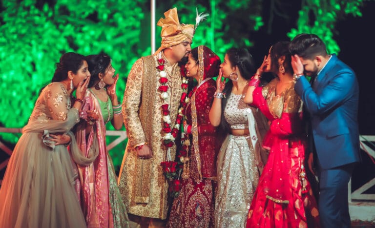 FAT INDIAN WEDDINGS RETURN (cover)