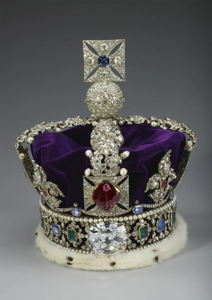 Meaning Behind Queen Elizabeth II's Imperial State Crown, Scepter, Orb – WWD