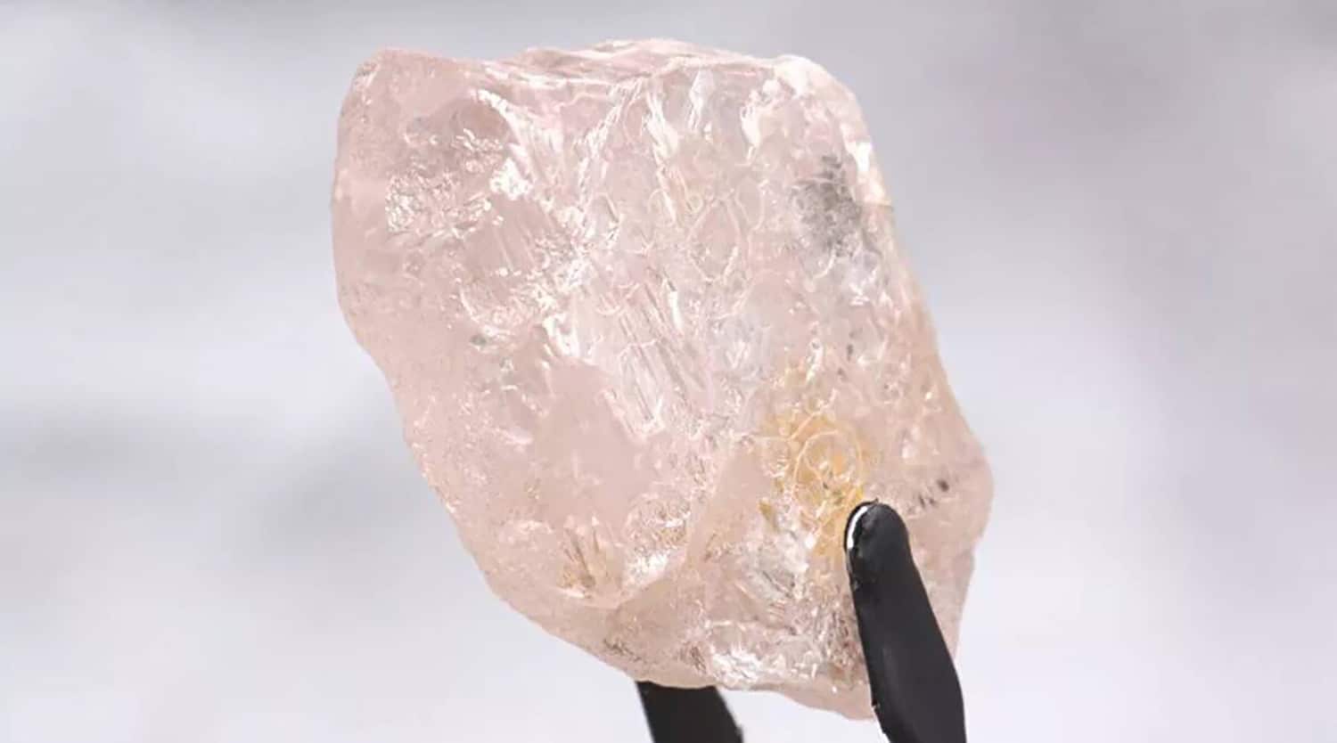 Rose colored hotsell diamond